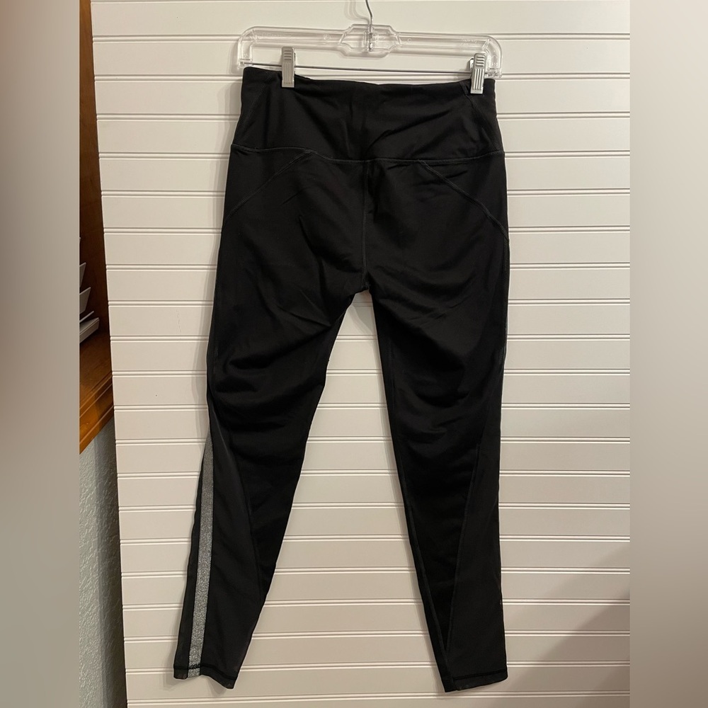 Victoria Secret Black Workout Leggings - Picture 4 of 9
